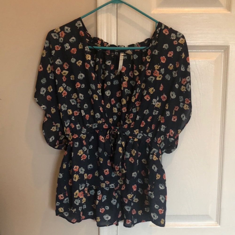 Lauren Conrad tie front shirt